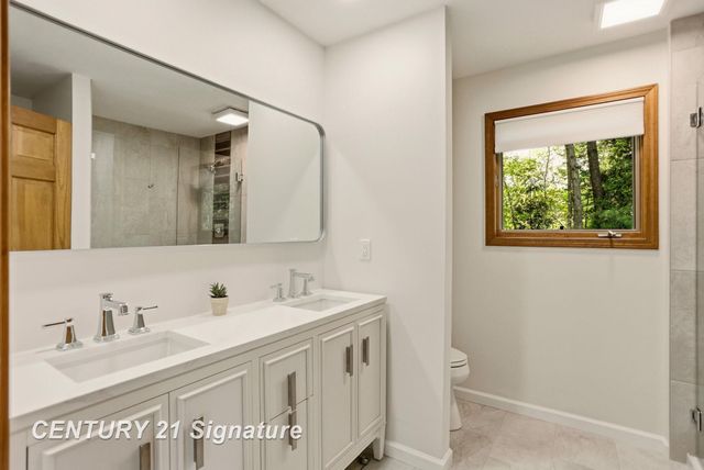 2368 Durham Drive, Saginaw, MI 48609
