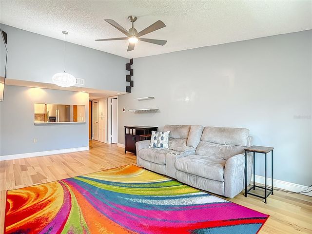 2587 COUNTRYSIDE BOULEVARD 6304, Clearwater, FL 33761