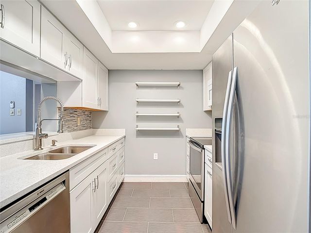 2587 COUNTRYSIDE BOULEVARD 6304, Clearwater, FL 33761