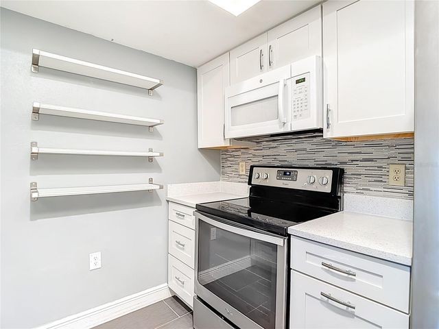 2587 COUNTRYSIDE BOULEVARD 6304, Clearwater, FL 33761