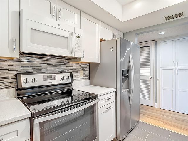 2587 COUNTRYSIDE BOULEVARD 6304, Clearwater, FL 33761