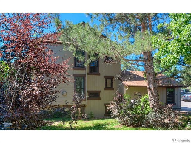 4656 Greenbriar Court 90, Boulder, CO 80305