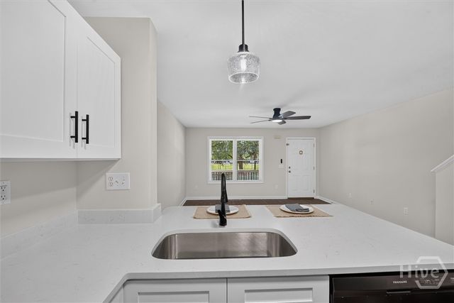 1516 E Henry Street, Savannah, GA 31404