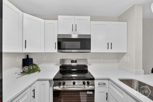 1516 E Henry Street, Savannah, GA 31404