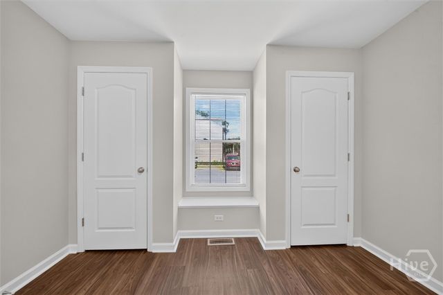 1516 E Henry Street, Savannah, GA 31404