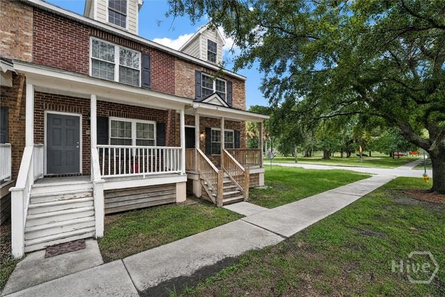 1516 E Henry Street, Savannah, GA 31404