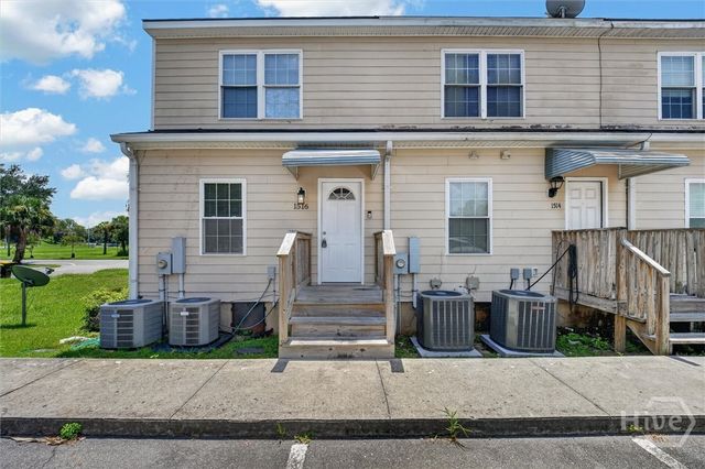 1516 E Henry Street, Savannah, GA 31404