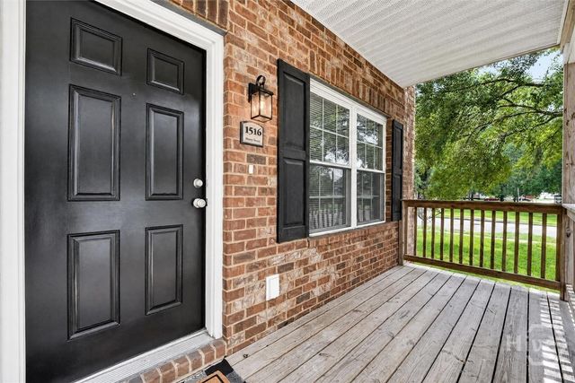 1516 E Henry Street, Savannah, GA 31404