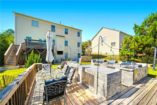 7274 Demeter Drive, Atlanta, GA 30349