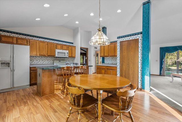 7930 S 47th STREET, Franklin, WI 53132