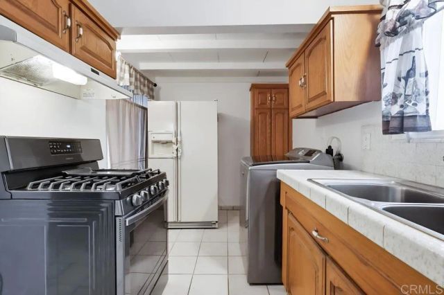 947 S Arizona Avenue, Los Angeles, CA 90022