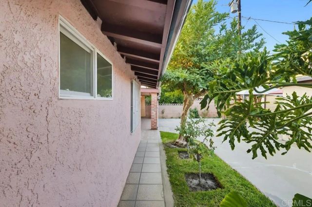 947 S Arizona Avenue, Los Angeles, CA 90022