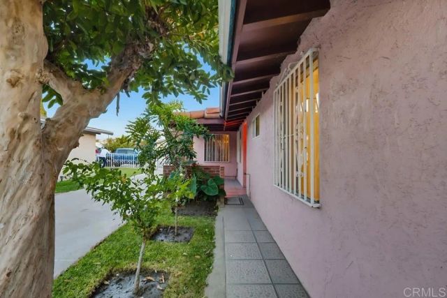 947 S Arizona Avenue, Los Angeles, CA 90022