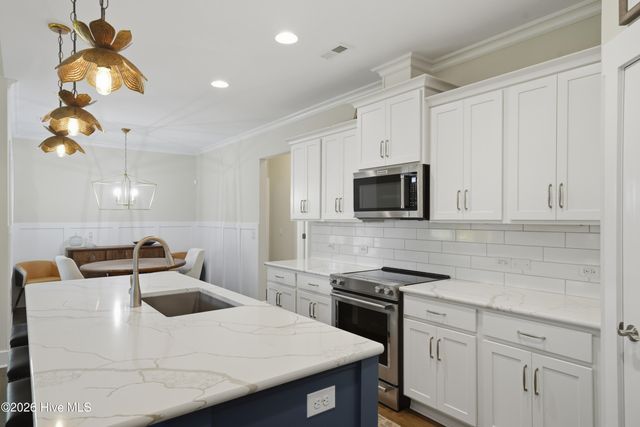 1029 Summer Wind Drive, Wilmington, NC 28411
