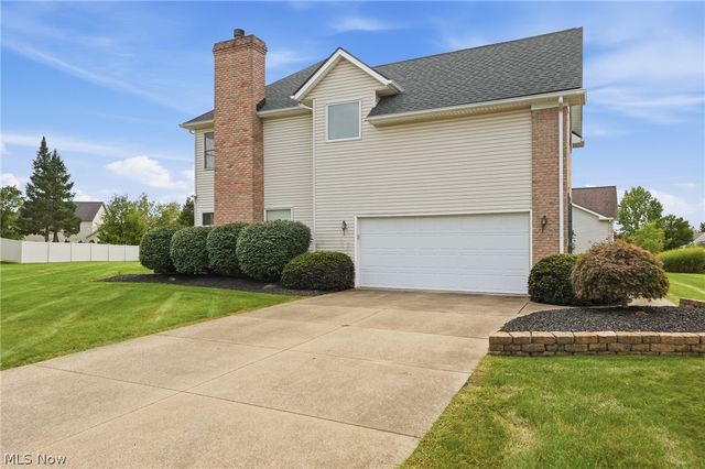 5163 Bayside Lake Boulevard, Stow, OH 44224