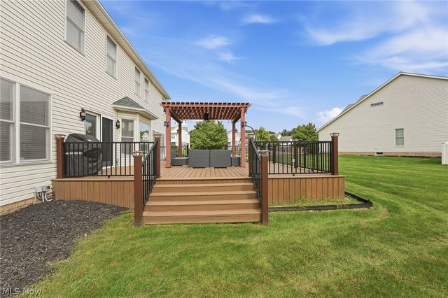 5163 Bayside Lake Boulevard, Stow, OH 44224