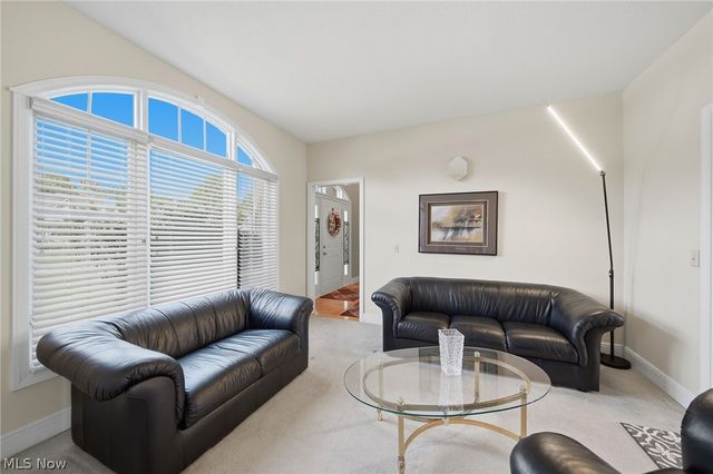 5163 Bayside Lake Boulevard, Stow, OH 44224