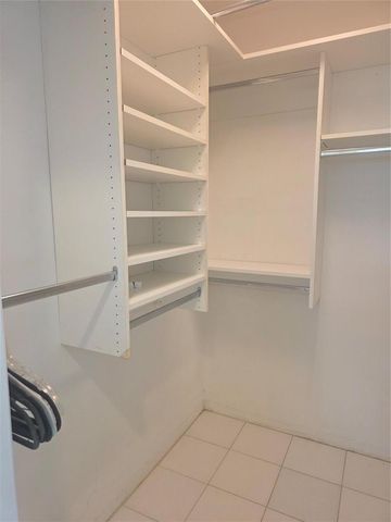 2131 NE 42nd Court 208e, Lighthouse Point, FL 33064