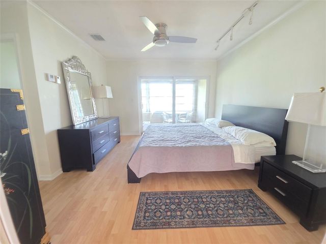 2131 NE 42nd Court 208e, Lighthouse Point, FL 33064