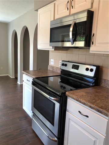 637 Red River Drive, Lewisville, TX 75077