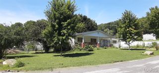 76 Delores Dr, Fenton, MO 63026