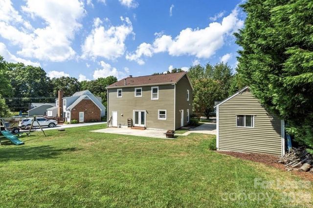 11610 Charnwood Court, Charlotte, NC 28277