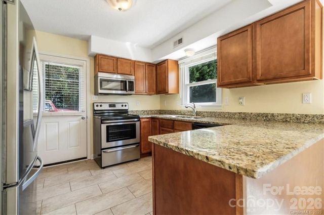 11610 Charnwood Court, Charlotte, NC 28277