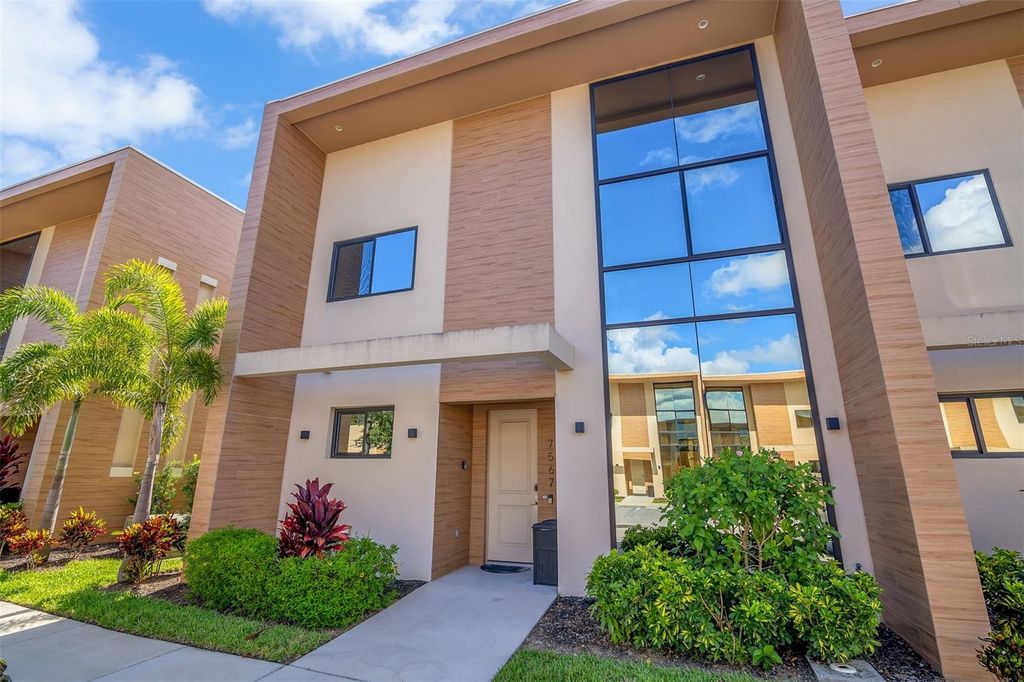 7567 BROOKLYN DRIVE, Kissimmee, FL 34747