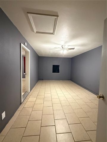 1306 E L Street, Russellville, AR 72801