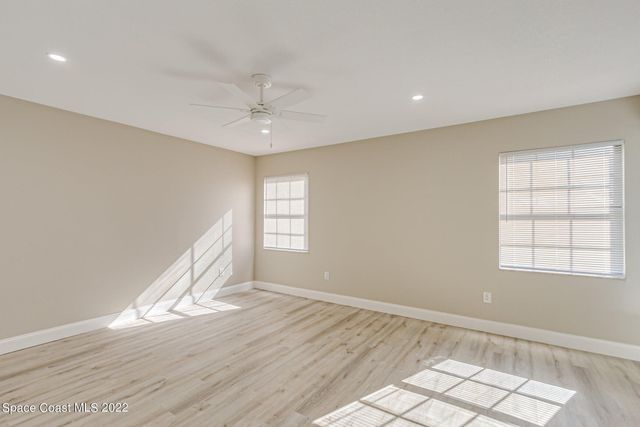 201 Jefferson Avenue NW, Palm Bay, FL 32907