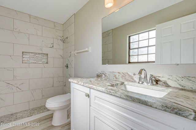 201 Jefferson Avenue NW, Palm Bay, FL 32907