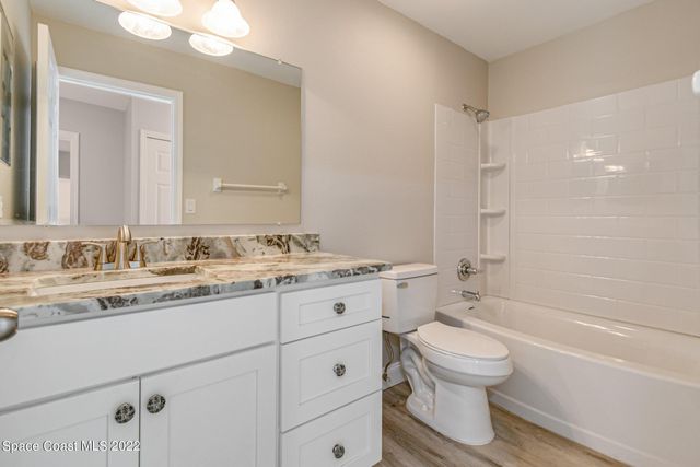 201 Jefferson Avenue NW, Palm Bay, FL 32907