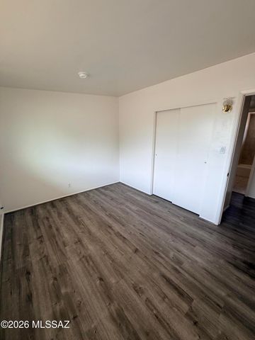 6973 E Calle Neptuno, Tucson, AZ 85710