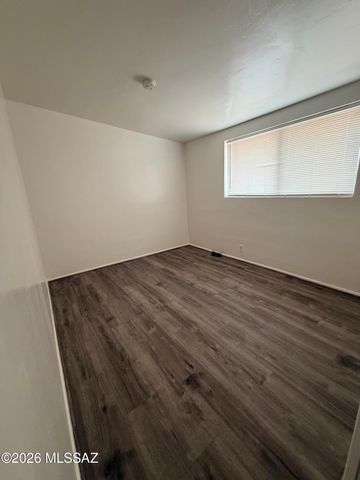 6973 E Calle Neptuno, Tucson, AZ 85710