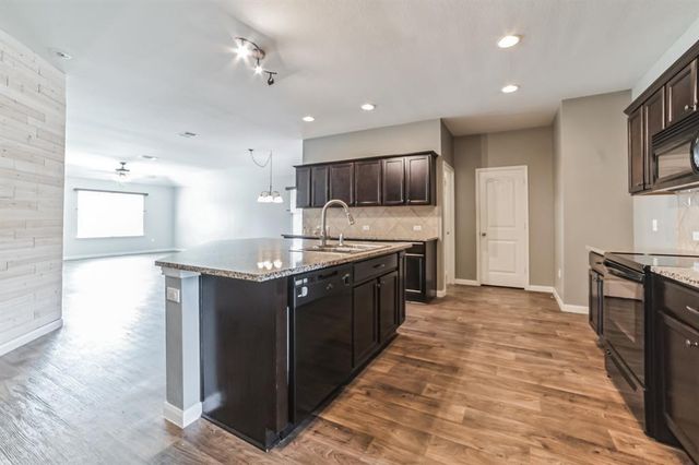 101 Acadia CV, Hutto, TX 78634