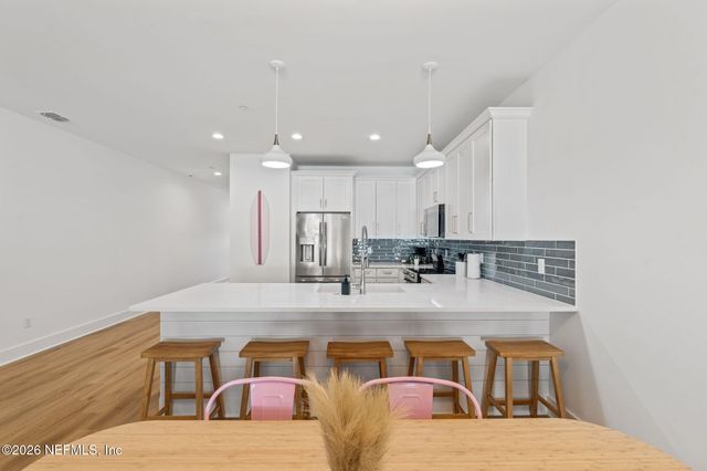 923 2ND Avenue S, Jacksonville Beach, FL 32250