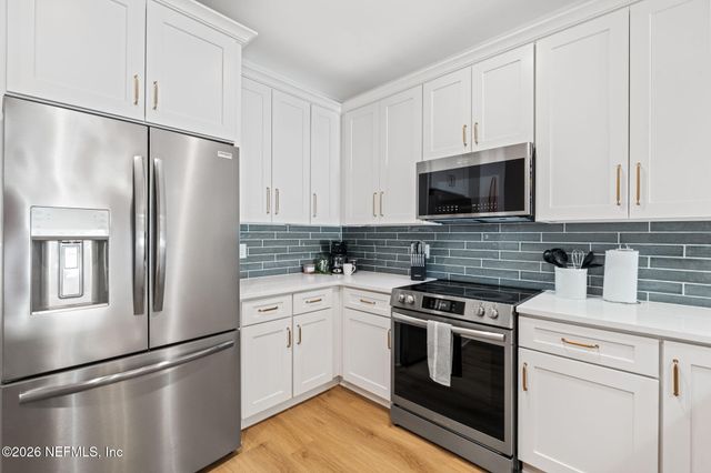 923 2ND Avenue S, Jacksonville Beach, FL 32250