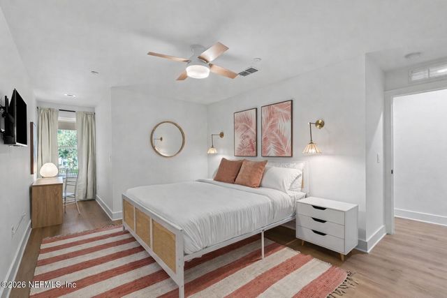 923 2ND Avenue S, Jacksonville Beach, FL 32250