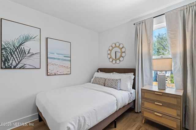 923 2ND Avenue S, Jacksonville Beach, FL 32250