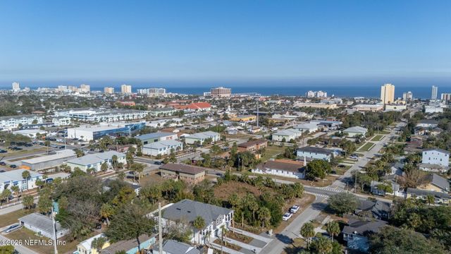 923 2ND Avenue S, Jacksonville Beach, FL 32250