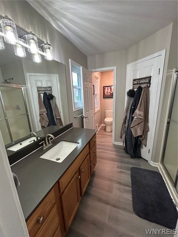 6180 Lillypond Way, Ontario, NY 14519