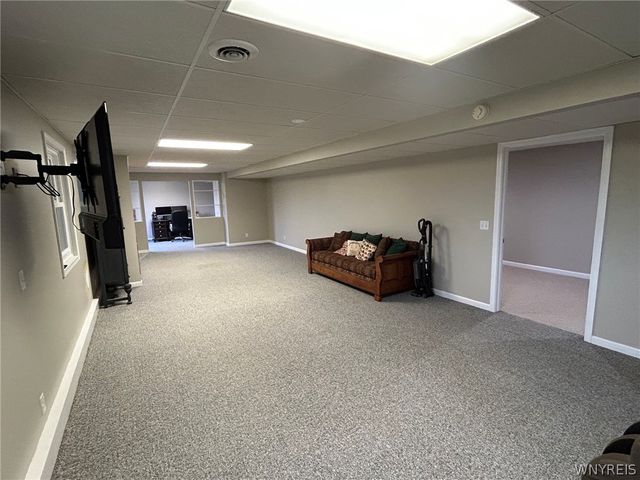 6180 Lillypond Way, Ontario, NY 14519