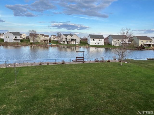 6180 Lillypond Way, Ontario, NY 14519