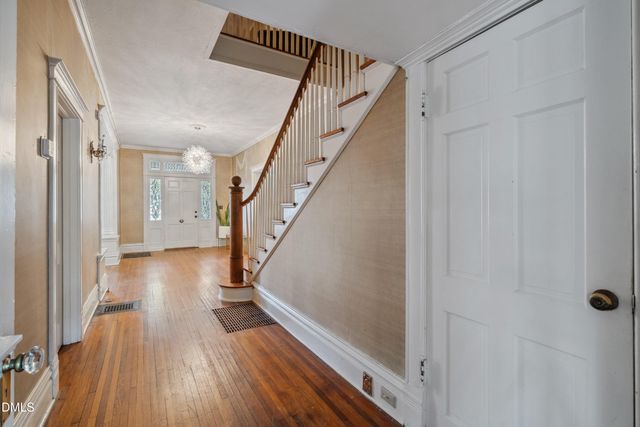 116 Hawthorne Road, Raleigh, NC 27605