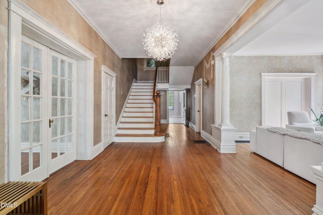 116 Hawthorne Road, Raleigh, NC 27605