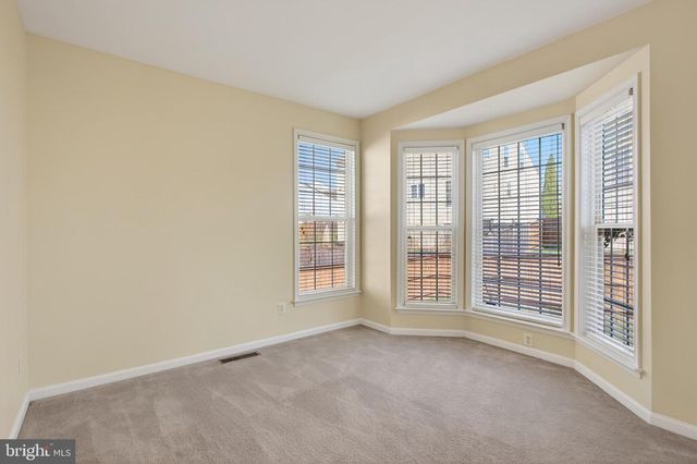 4 TURNER CT, Berryville, VA 22611