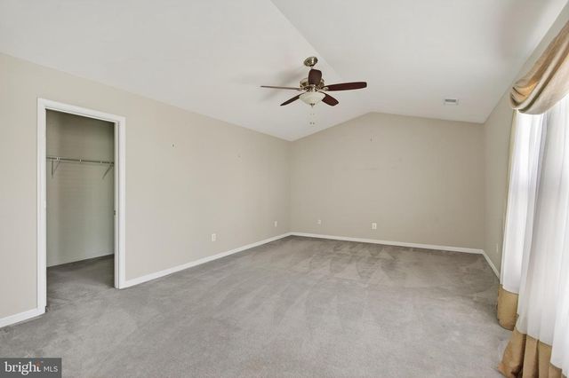 4 TURNER CT, Berryville, VA 22611