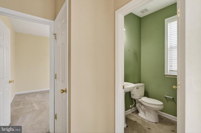 4 TURNER CT, Berryville, VA 22611