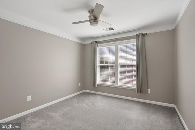 4 TURNER CT, Berryville, VA 22611