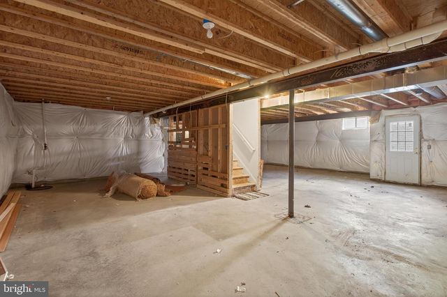 4 TURNER CT, Berryville, VA 22611